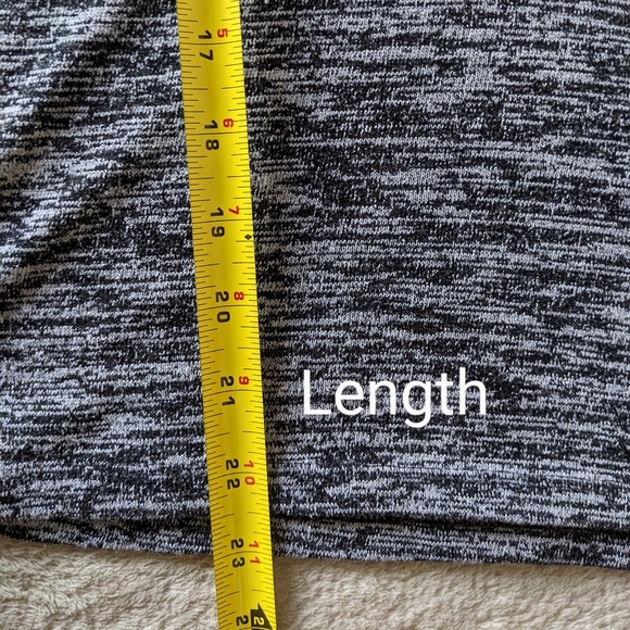 Aritzia Wilfred Free Black Marled Crew Neck T-shirt Size Small - Picture 7 of 9